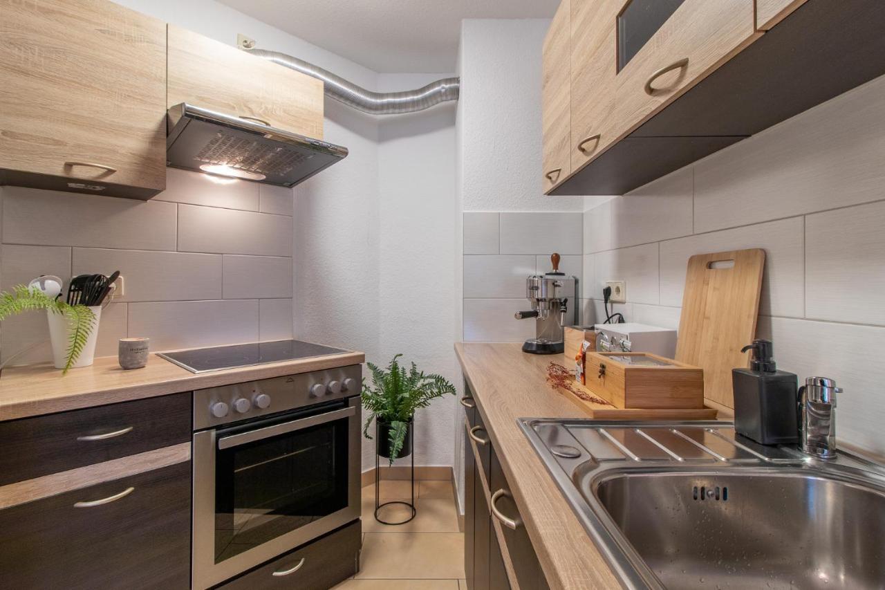 Modernes Apartment im Grünen,WLAN, TV, Kaffee, Parken Schwarzenberg  Exterior foto