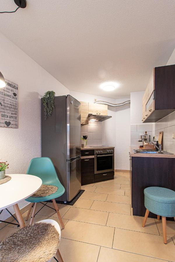 Modernes Apartment im Grünen,WLAN, TV, Kaffee, Parken Schwarzenberg  Exterior foto